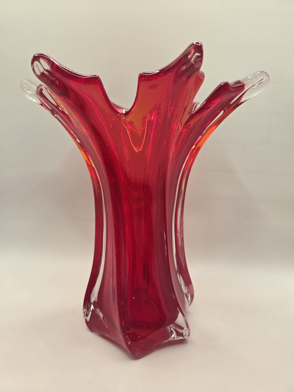 R178. Vintage Murano Red and Clear Art Glass Vase